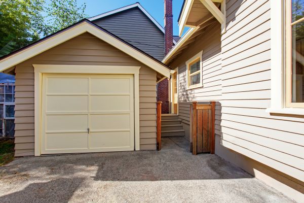 Garage Siding Replacement in Annapolis