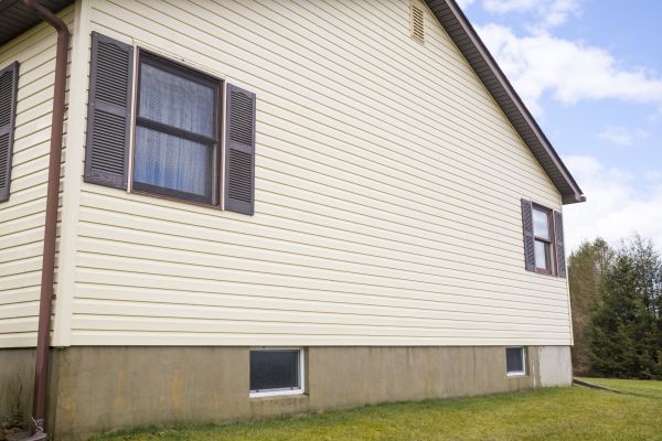 Dutch Lap Siding Repair in Annapolis
