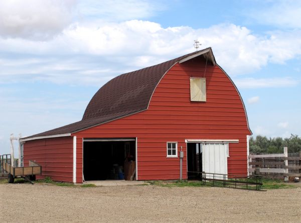 Metal Barn Siding Installation in Annapolis